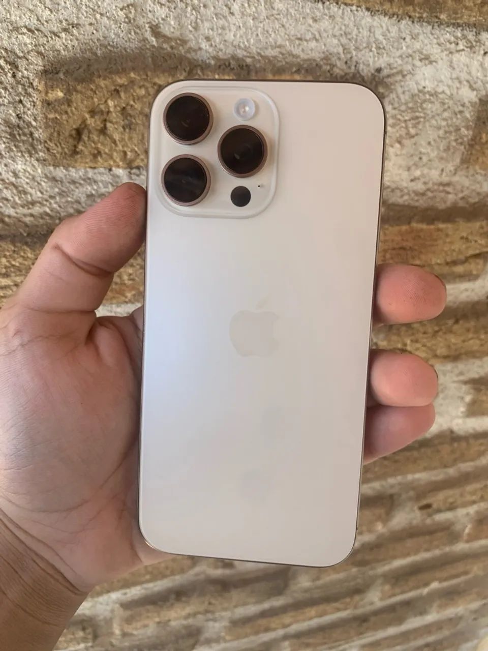 OPORTUNIDADE iPhone 16 pro Max 256gb