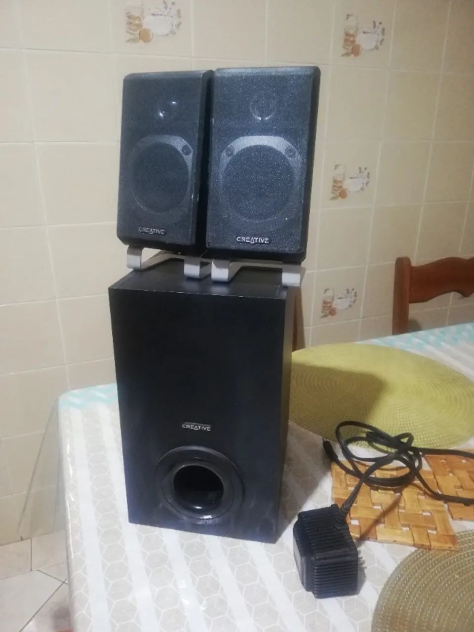 Caixa de Som para PC com SUBWOOFER CREATIVE