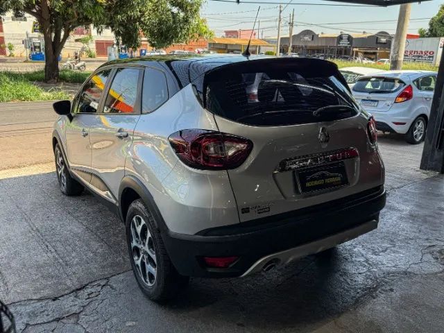Renault Captur Life 1.6 16V Flex 5p Aut., foto 8 de 12