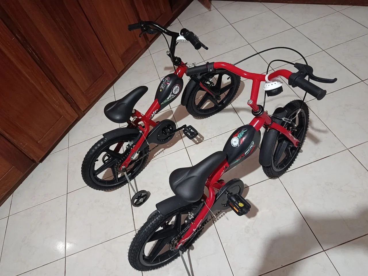 2 Bicicletas infantis semi novas - Foto 3