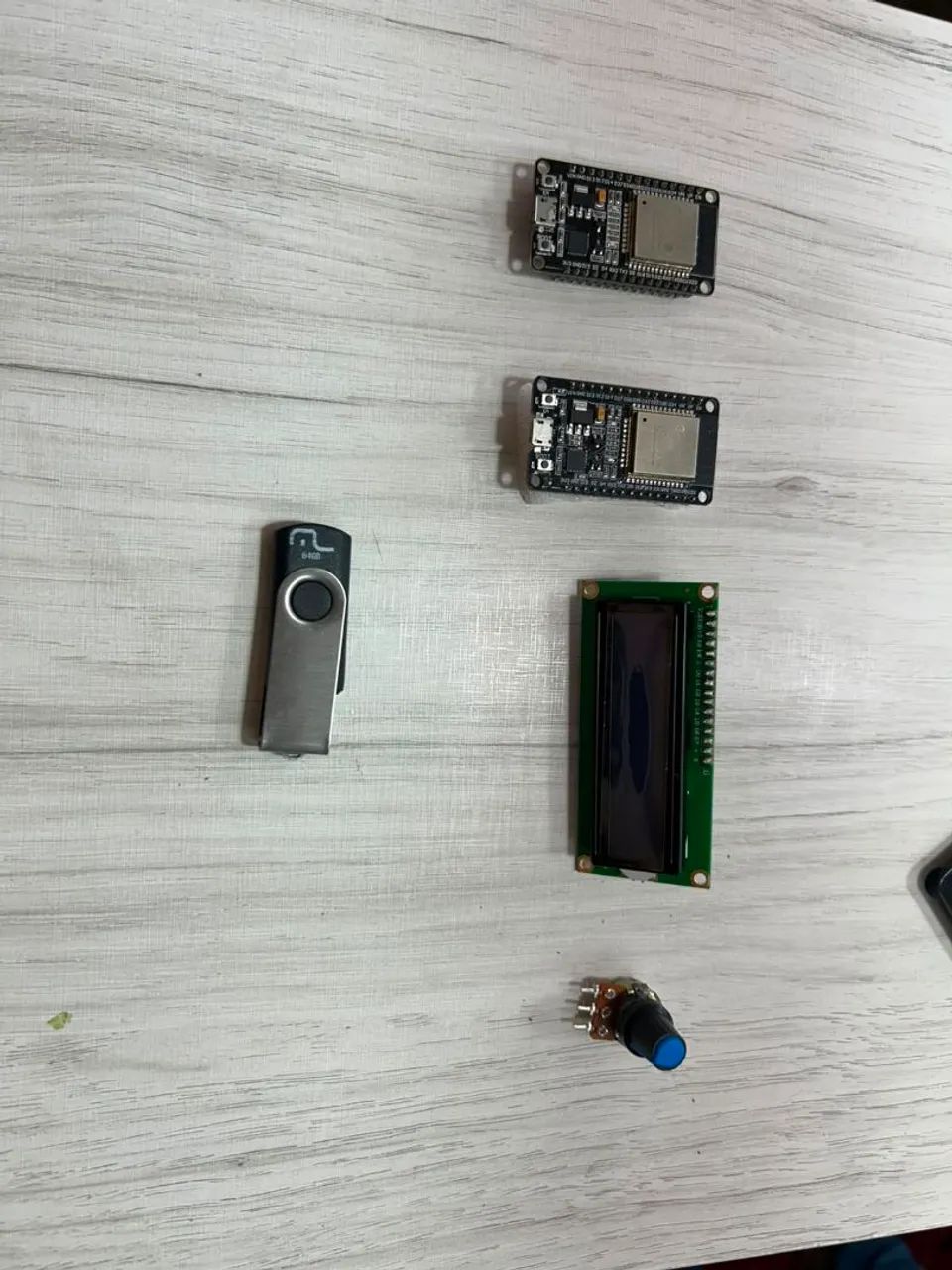 KIT ELETRONICA - MULTÍMETRO, PROTOBOARD ETC - Foto 5