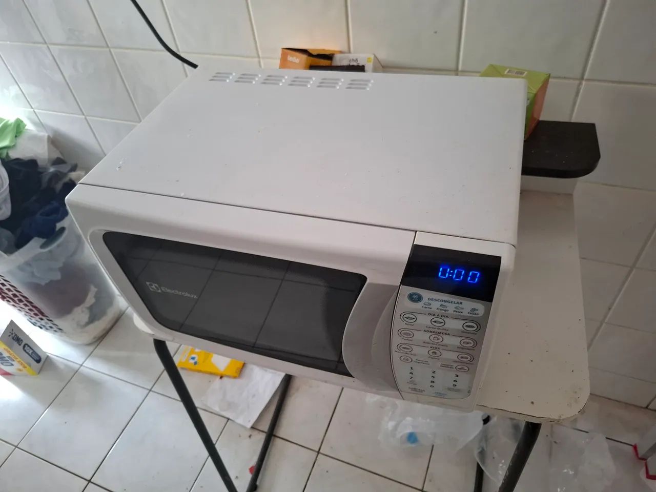 Micro-ondas Electrolux MTD30 branco 20L 127 V - Foto 3
