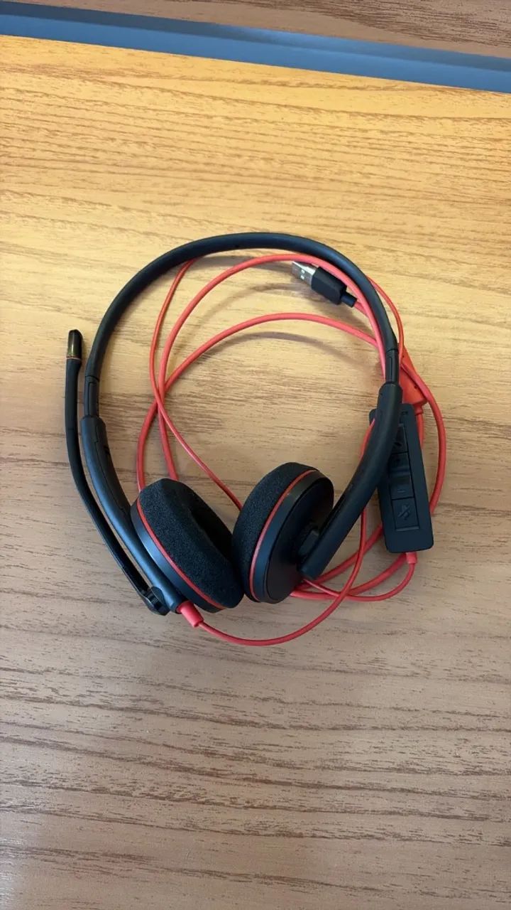 Headset Plantronics Poly Blackwire C3220 Stereo USB - Usado - Foto 2
