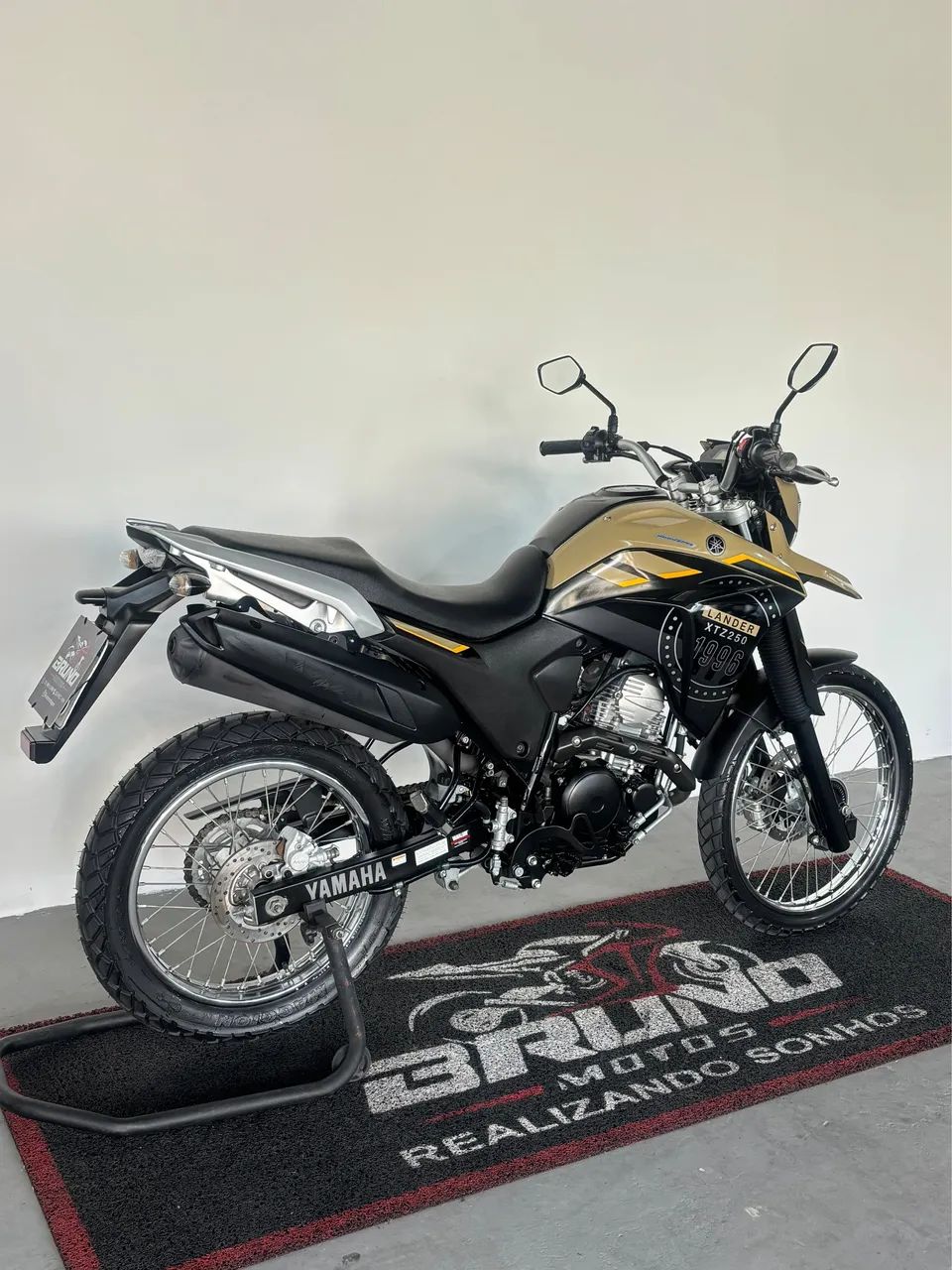 LANDER 250c ABS 2023 - Foto 3