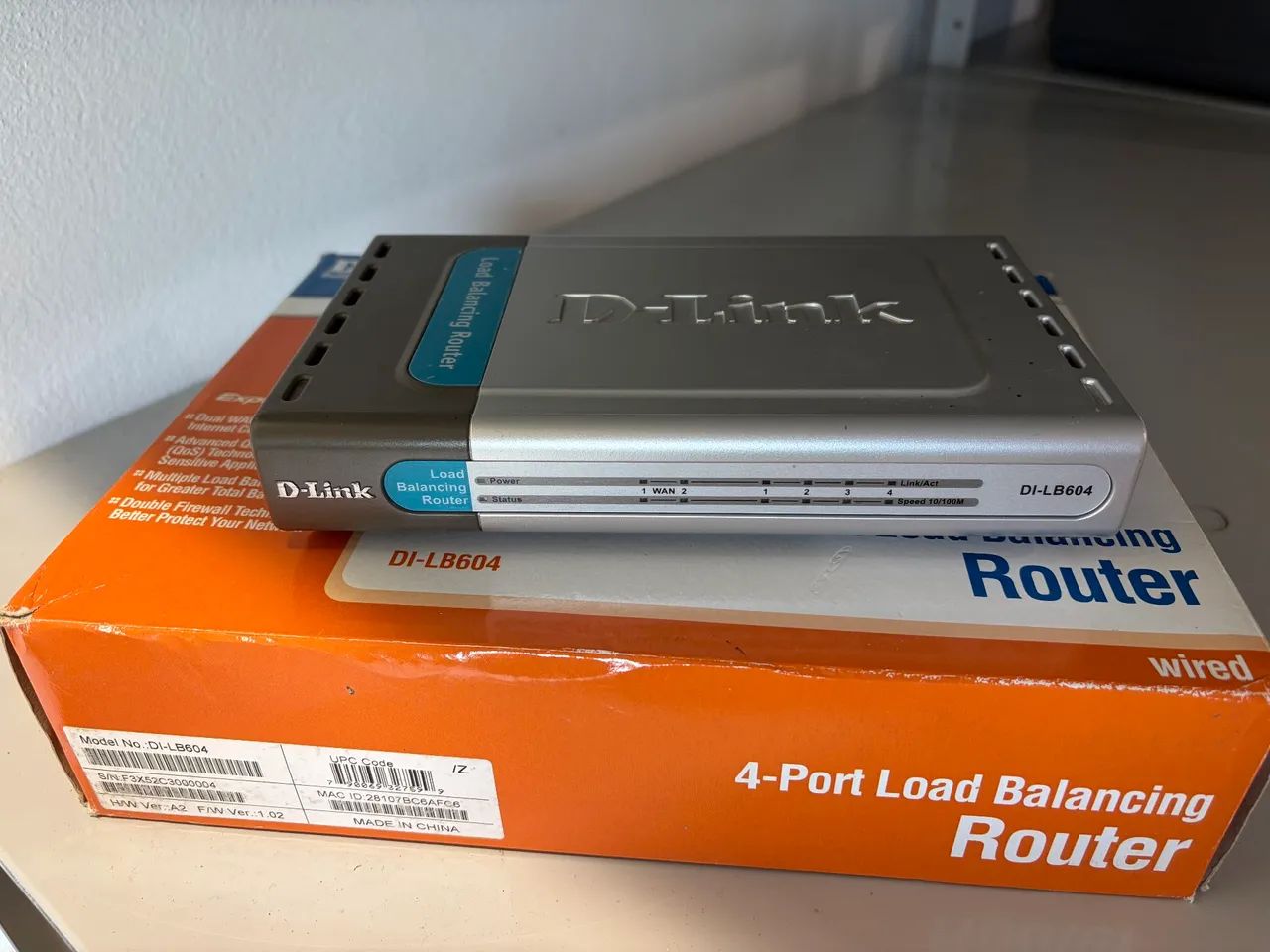 Router Load Balancer D-Link DI-LB604<br>Novo
