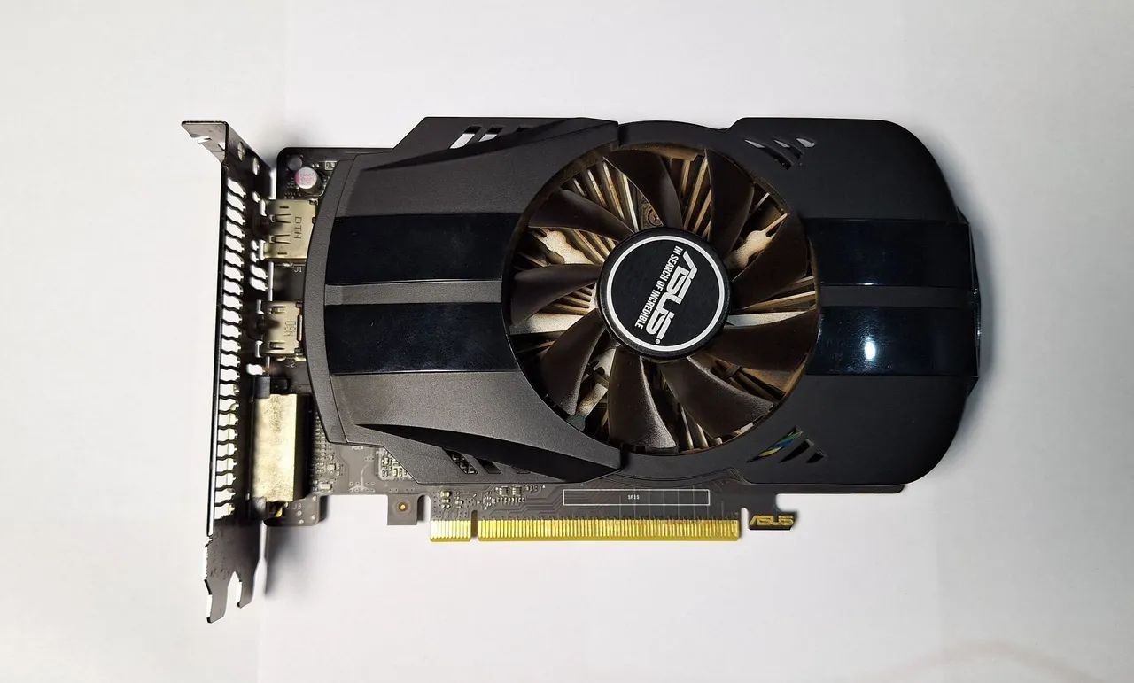 Placa de video Nvidia GTX 1050 2 GB - Asus
