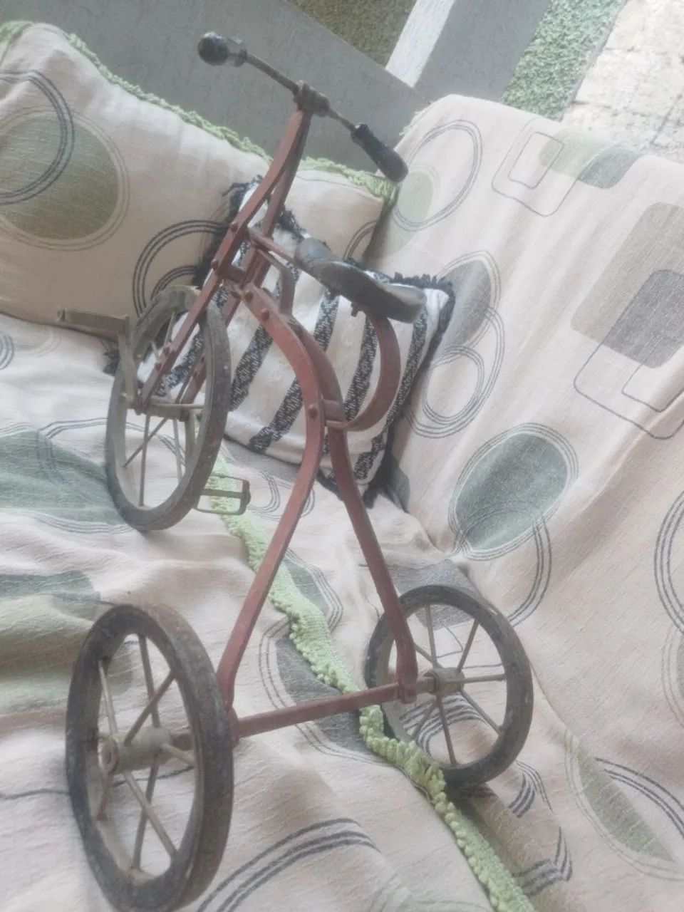 Vendo velocípede antigo raridade  - Foto 3
