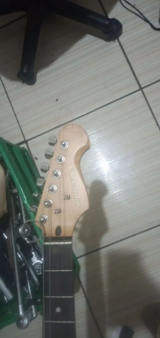 Guitarra Phoenix  - Foto 3