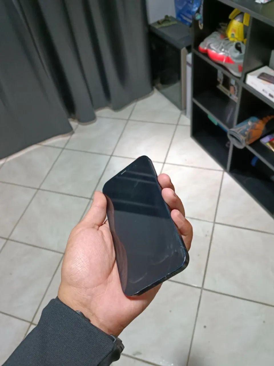 iPhone 12 64gb Preto - Foto 2