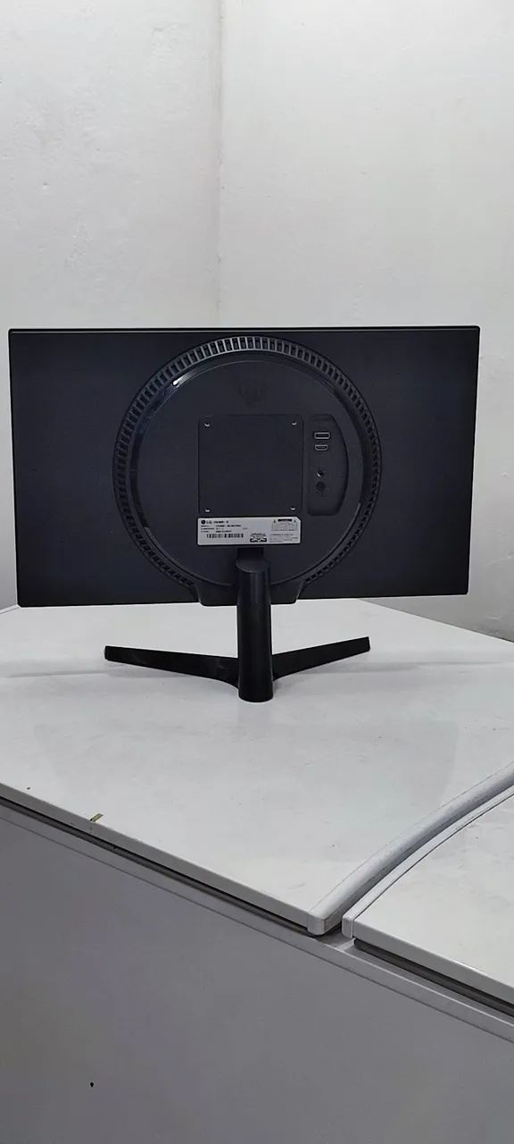 Monitor Game LG 180hz 24" - Foto 2