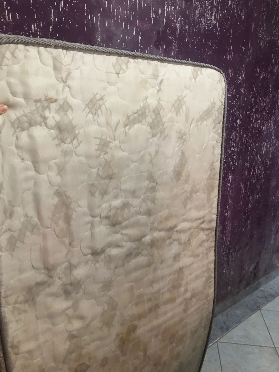 Cama de solteiro 