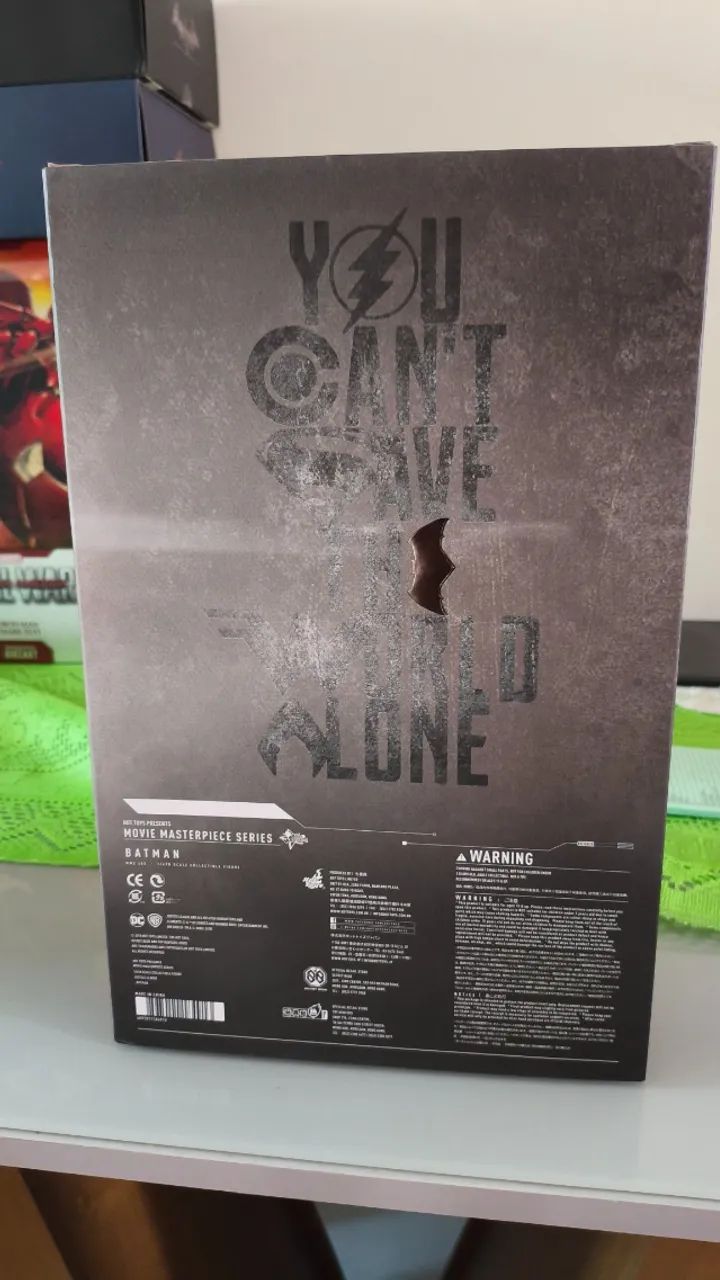Hot Toys Batman Justice League LACRADO - Foto 3