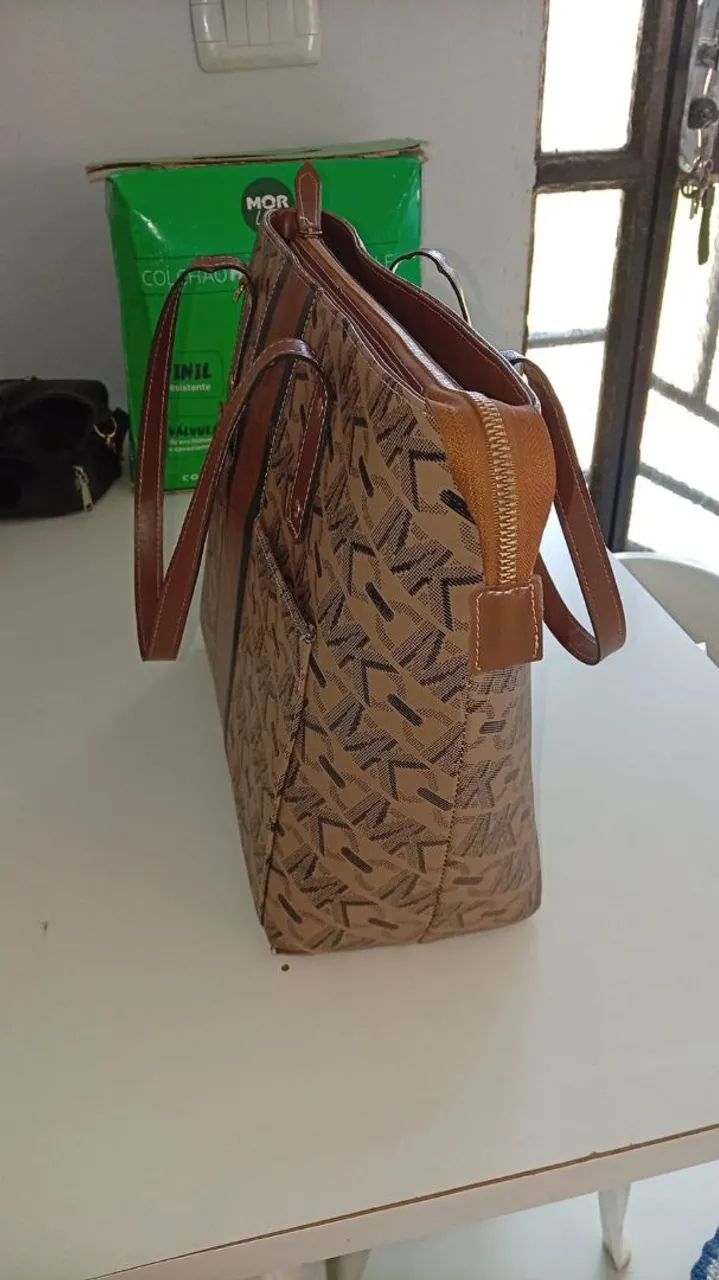 Vendo essa bolsa grande nova. - Foto 3