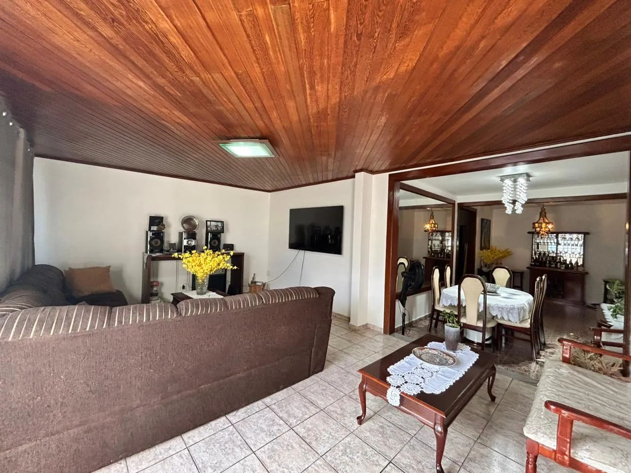 Casa no Adrianópolis com 4 Quartos