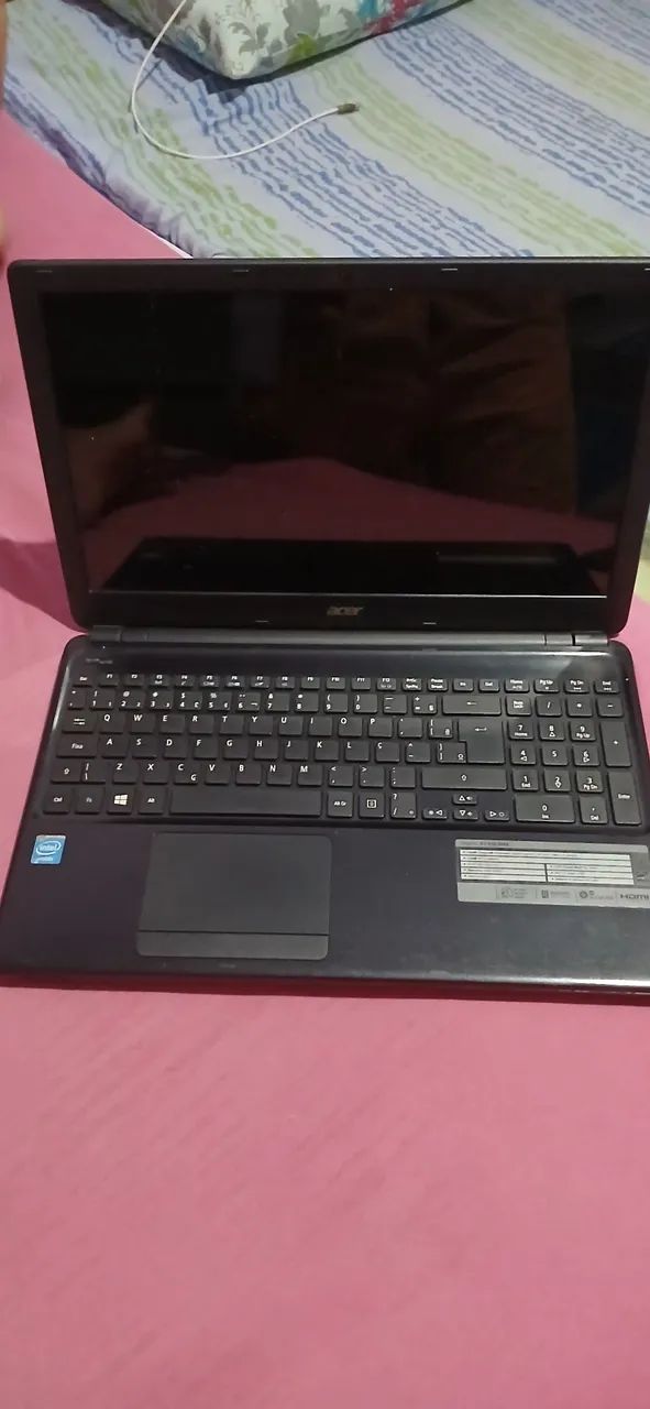 Tela e carcaça 