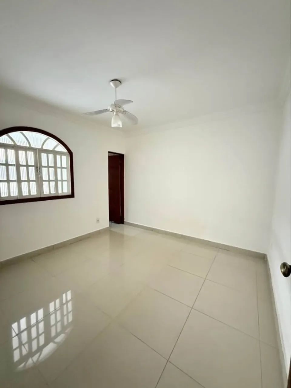 Ca vendo essa casa em jacaraipe - Foto 5