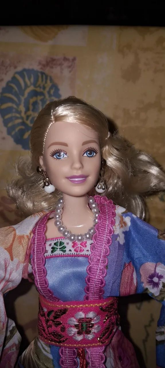 Barbie gueixa azul