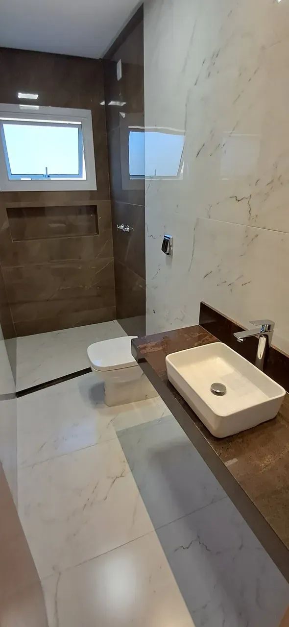 SOBRADO NOVO JARDINS SEVILHA ALTO PADRÃO 3 SUITES PLENAS VARANDA GOURMET PISCINA AQUECIDA  - Foto 9