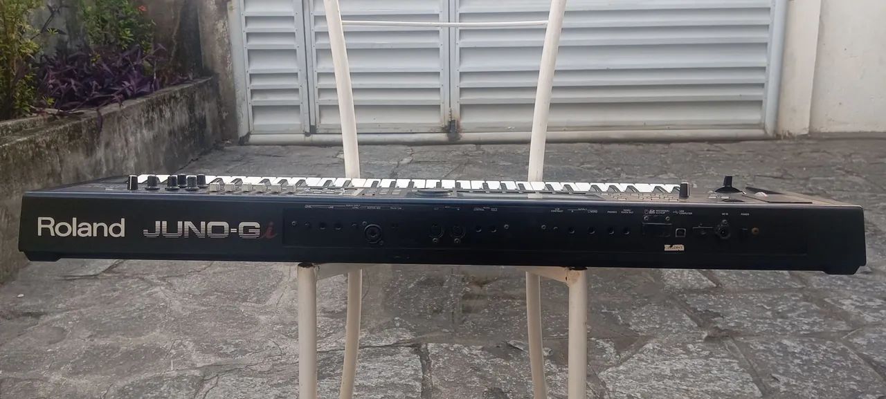 Teclado Roland Juno Gi - Foto 2