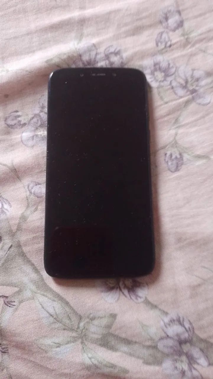 Celular Motorola único dono
