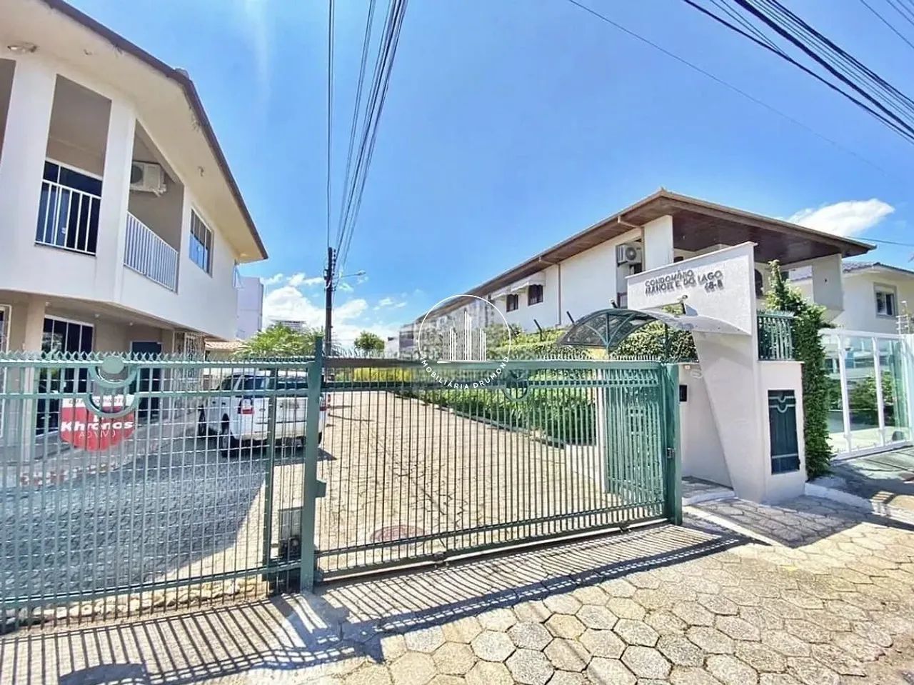 Casa com 4 Suítes em Condomínio Fechado 270m² - Coqueiros - JMS - Foto 2