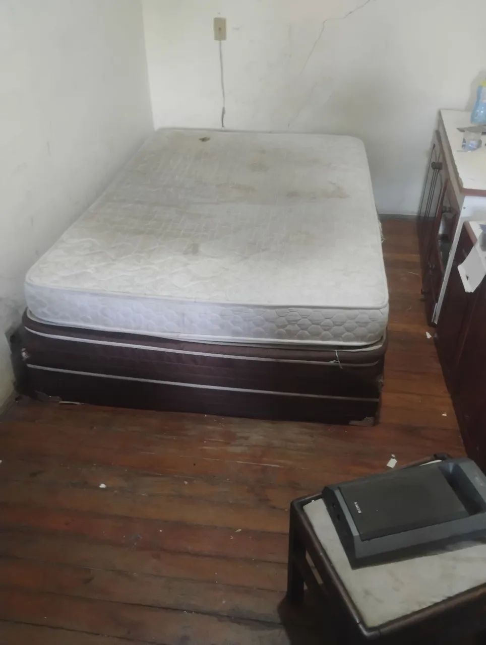 Cama box casal com colchão 