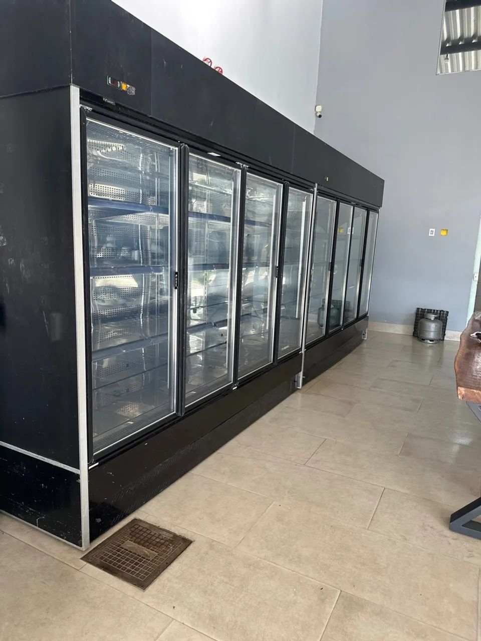 Freezer 8 portas 6 metros