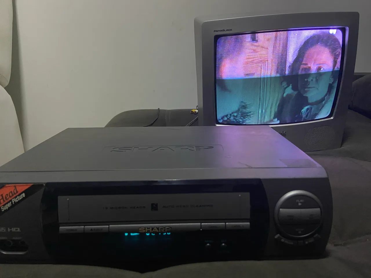 Vídeo Cassete Sharp VC-1894 - 19 mícron heads  - Foto 3