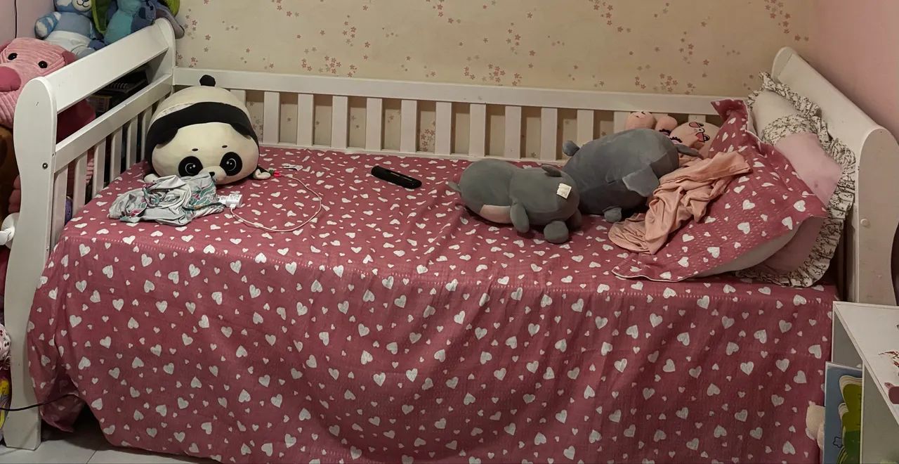 Vendo cama babá com colchão 
