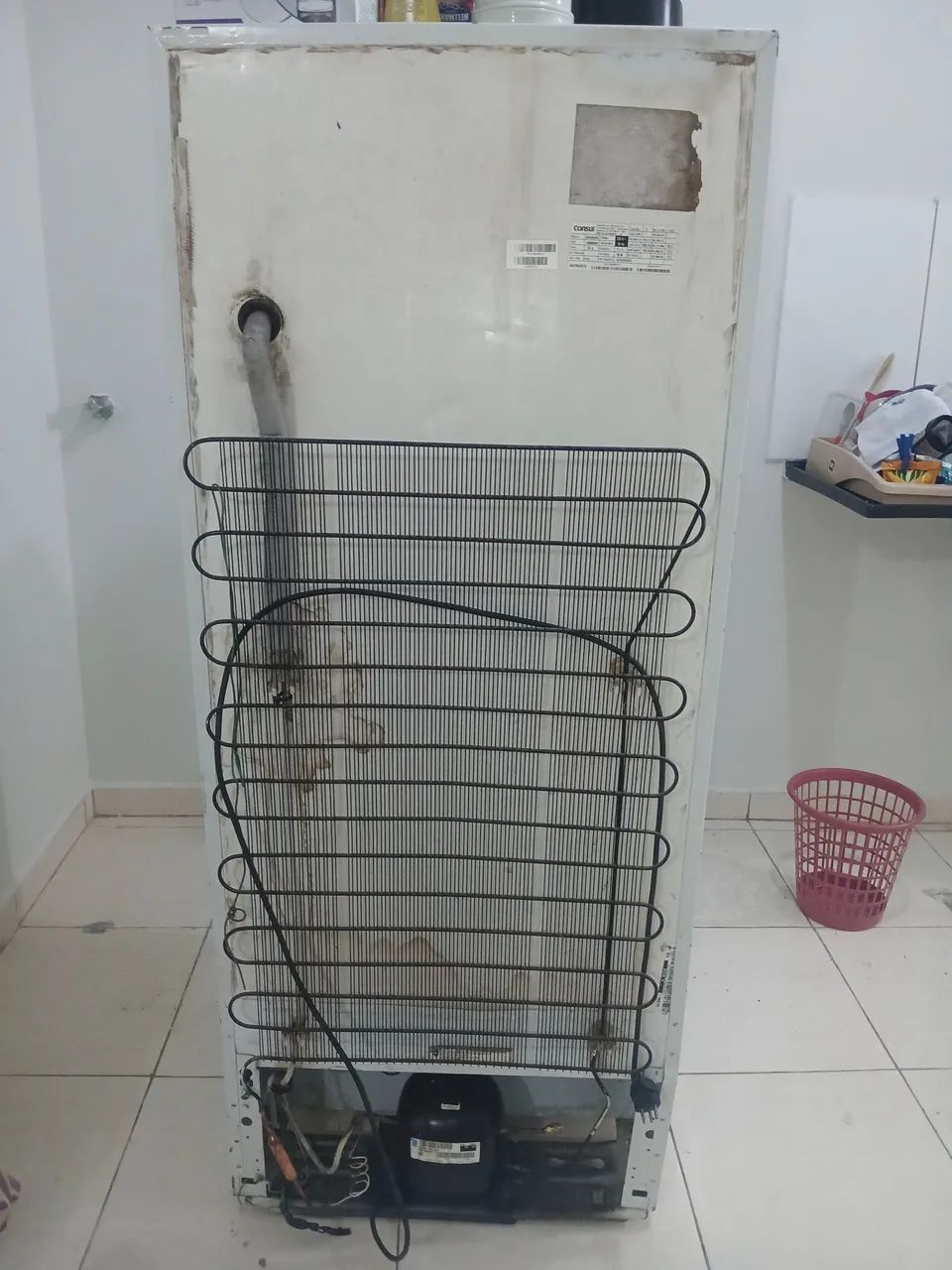 Geladeira com compressor queimado  - Foto 5