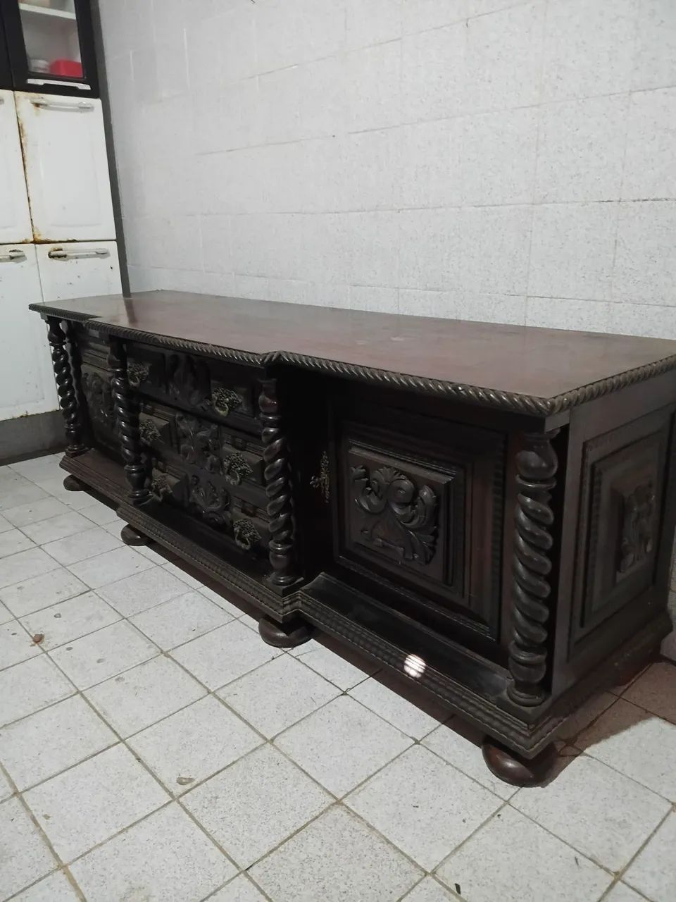 Aparador antigo.  - Foto 4