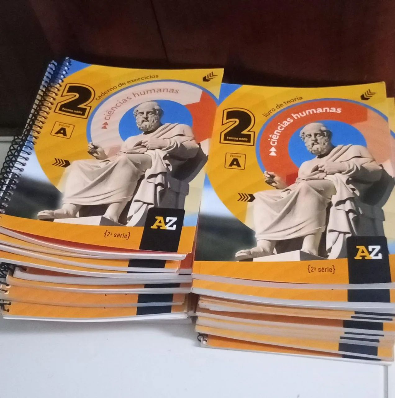 Livros 2º médio Editora AZ super novos