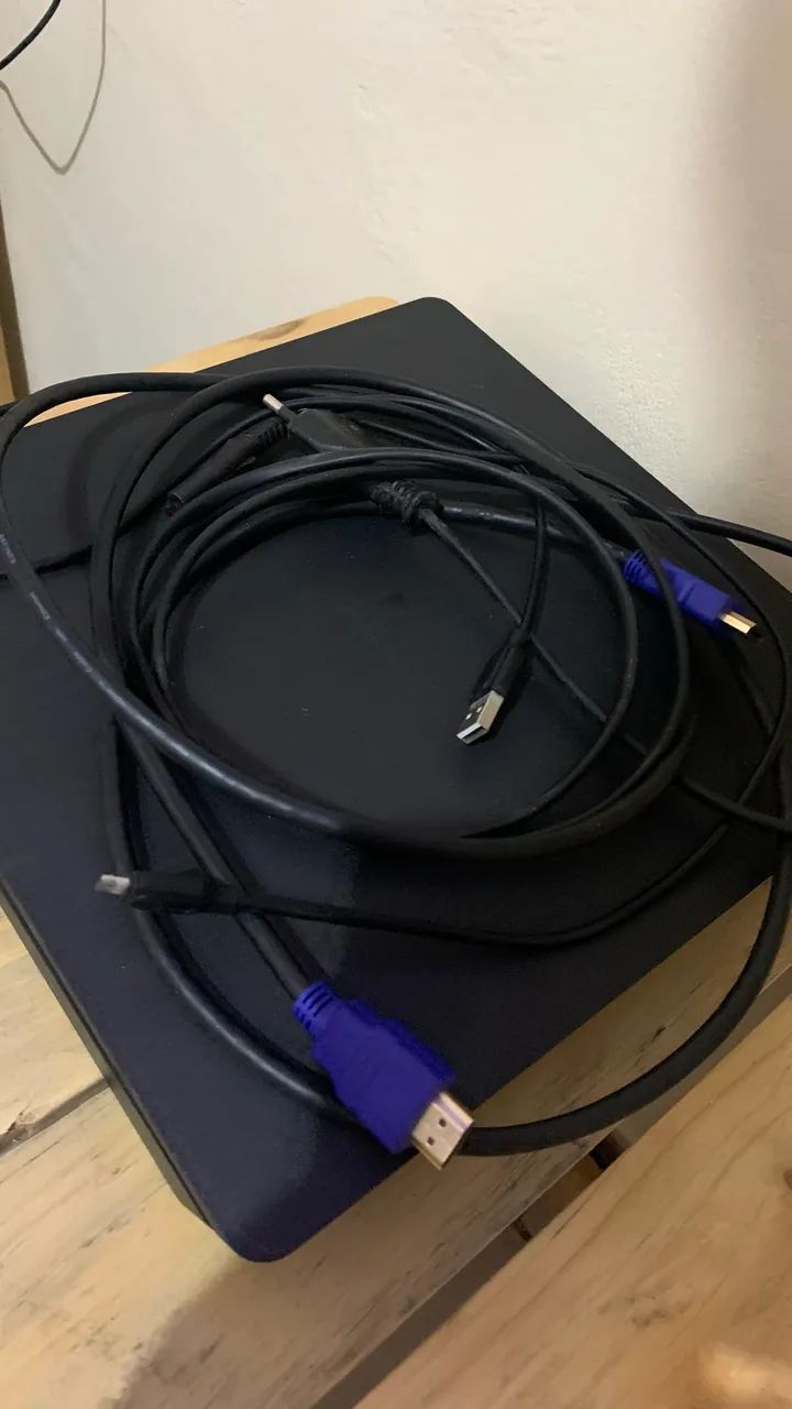 PlayStation 4 Completo com Controle e Cabos - Foto 5