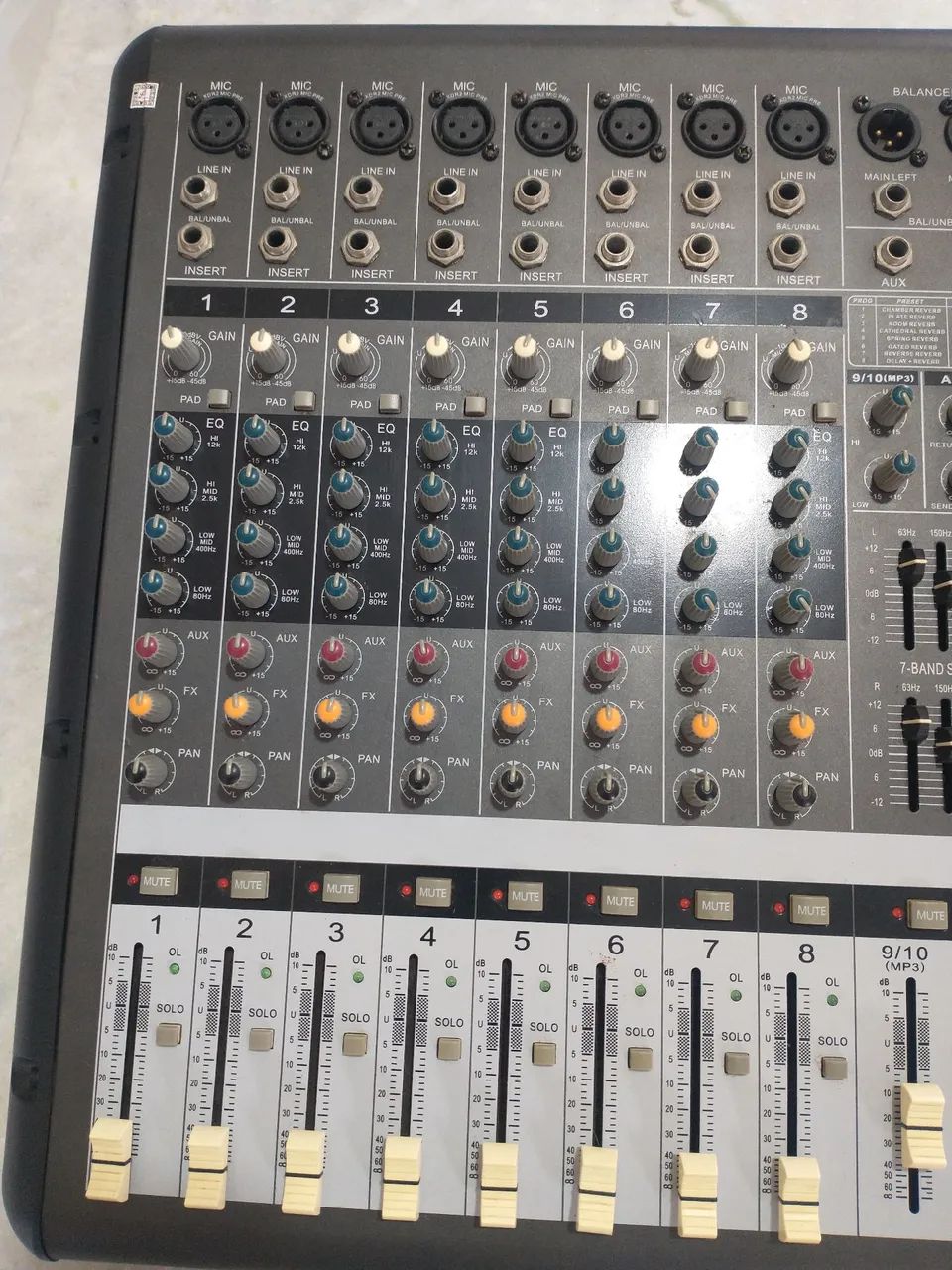 VENDO MESA SOM AMPLIFICADA 1300 W RMS ARCANO - Foto 3