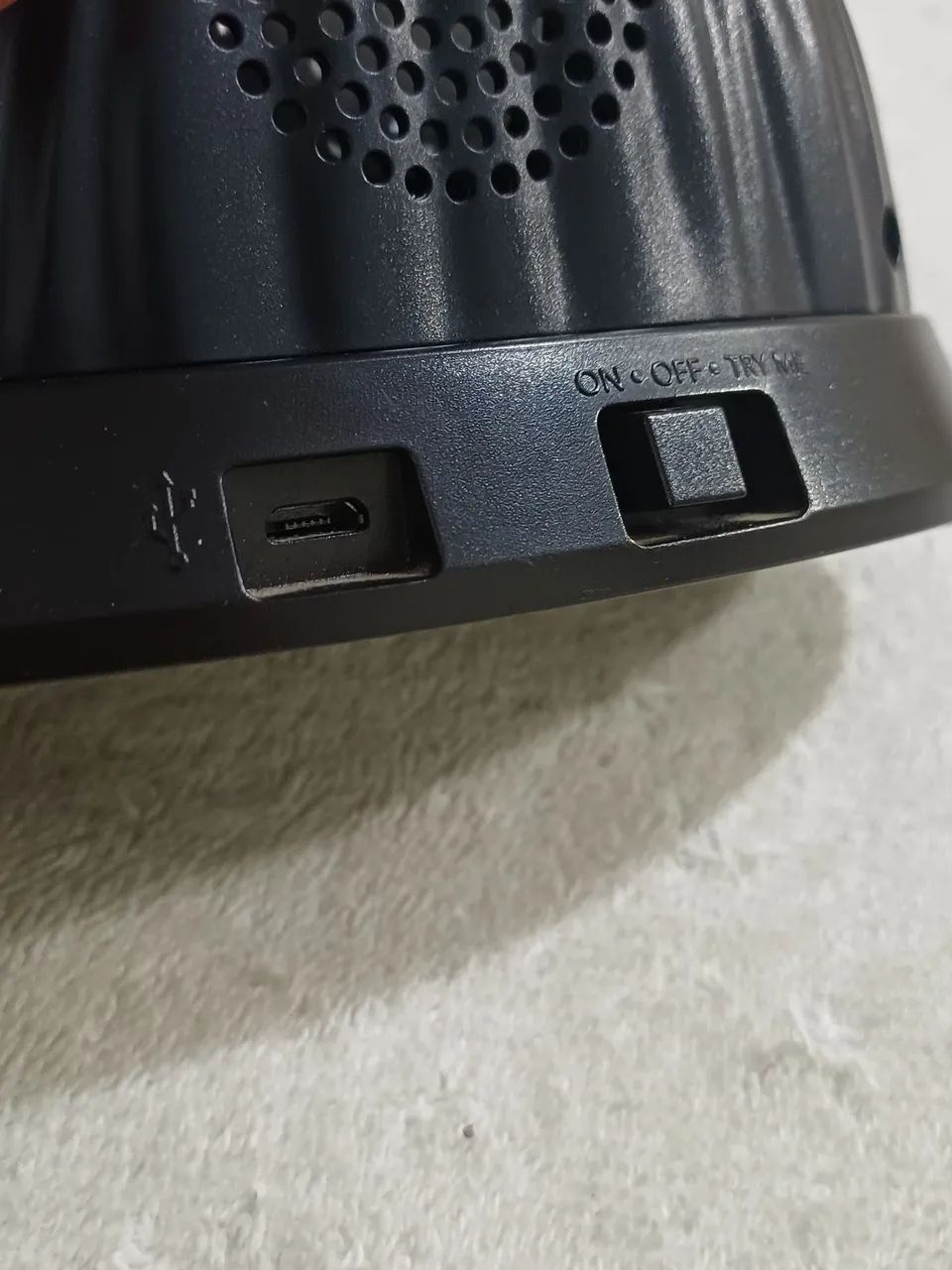 Som Bluetooth iHome Star Wars com o busto do Darth Vader (modelo Li-B66DV.FX). - Foto 4