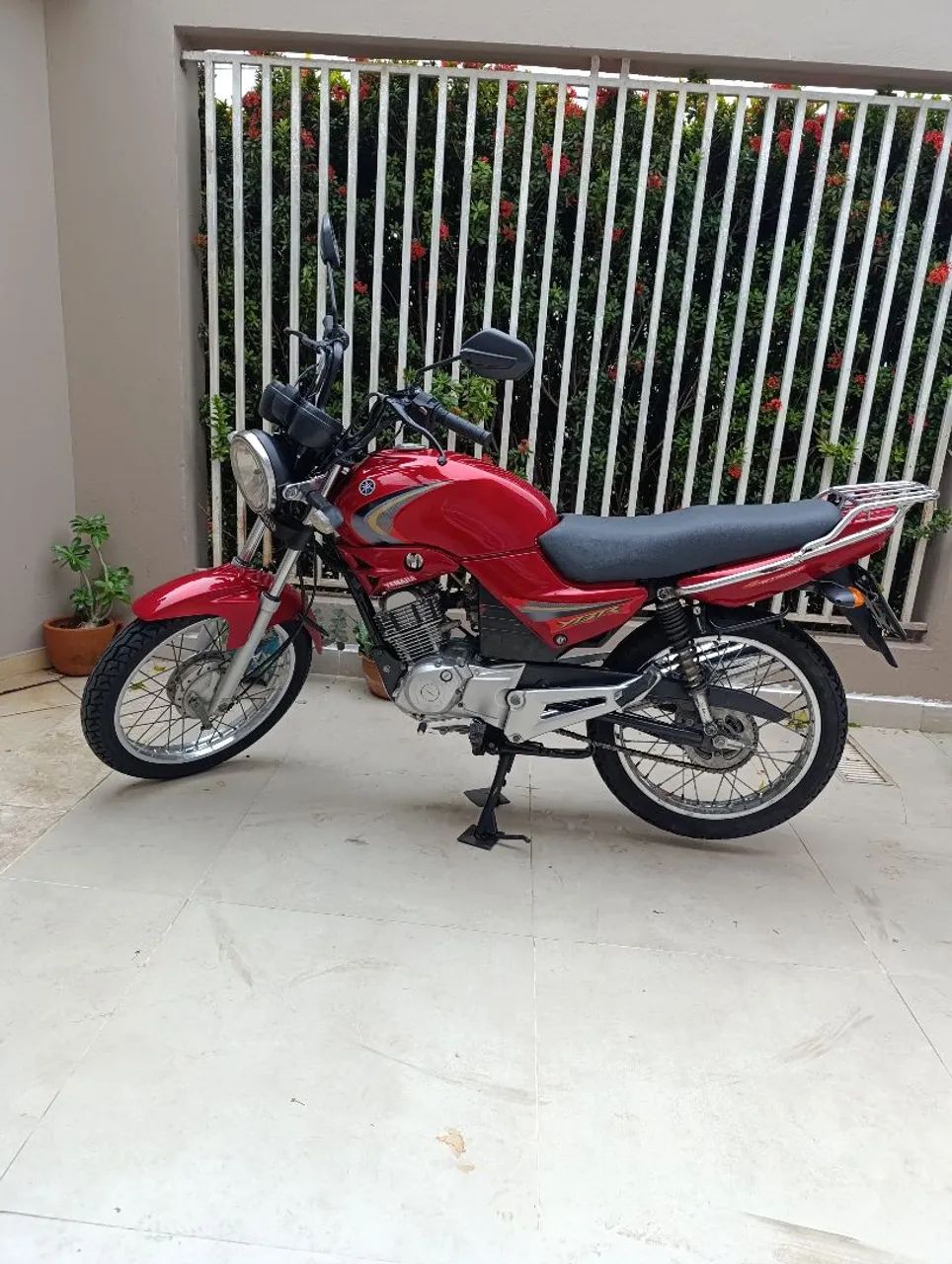 YBR 125 E - 2008 - Foto 2