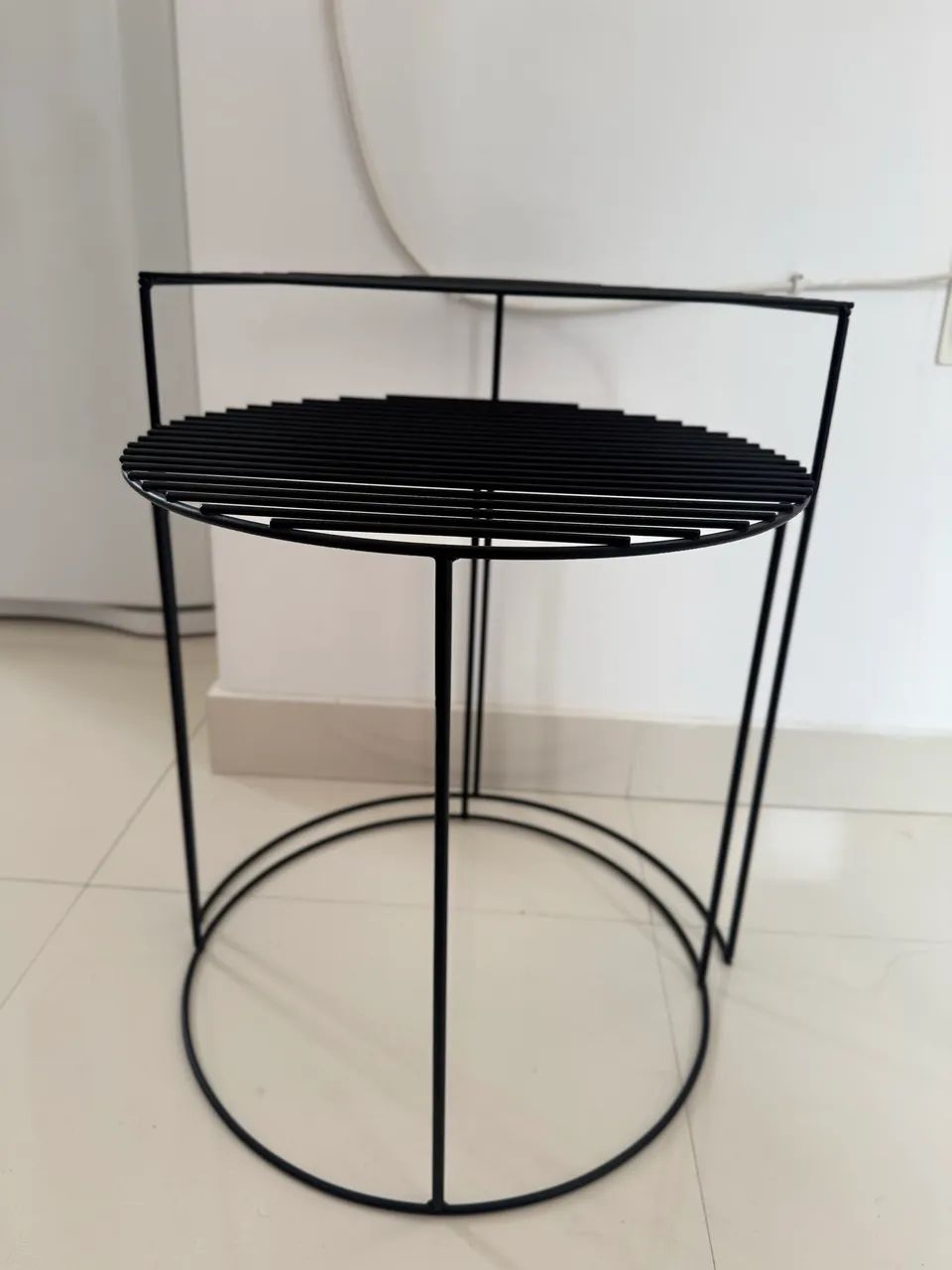 Mesa para sala ou quarto 