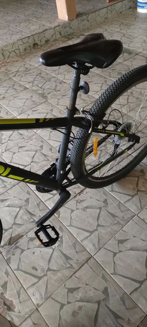 Bicicleta aro 26 com marcha. - Foto 2