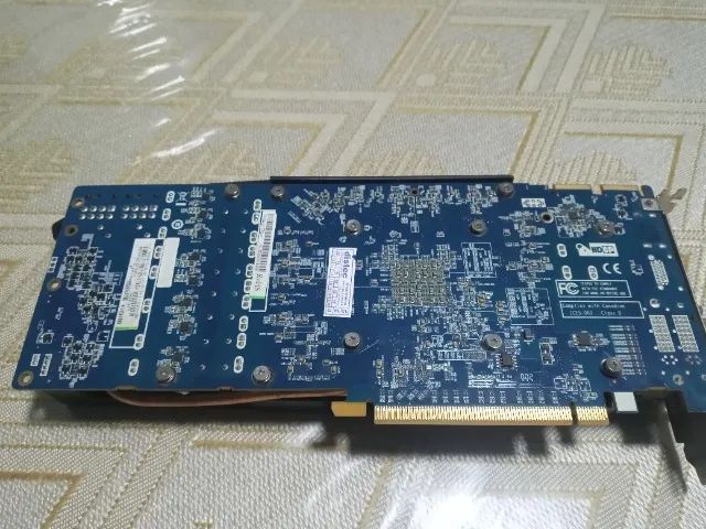 Placa de vídeo r9 280x 3gb sapphire  - Foto 5