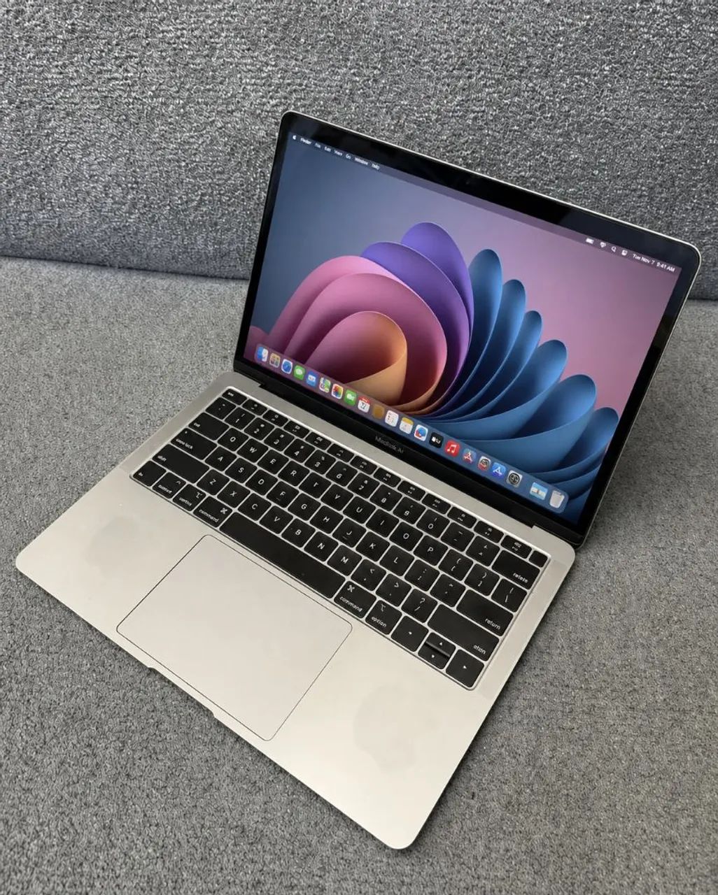 MacBook Air 2019 256 impecável  - Foto 3