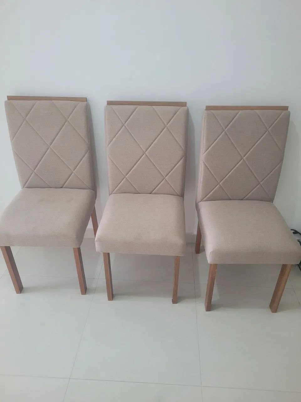 Mesa com 4 cadeiras perfeito estado - Foto 5