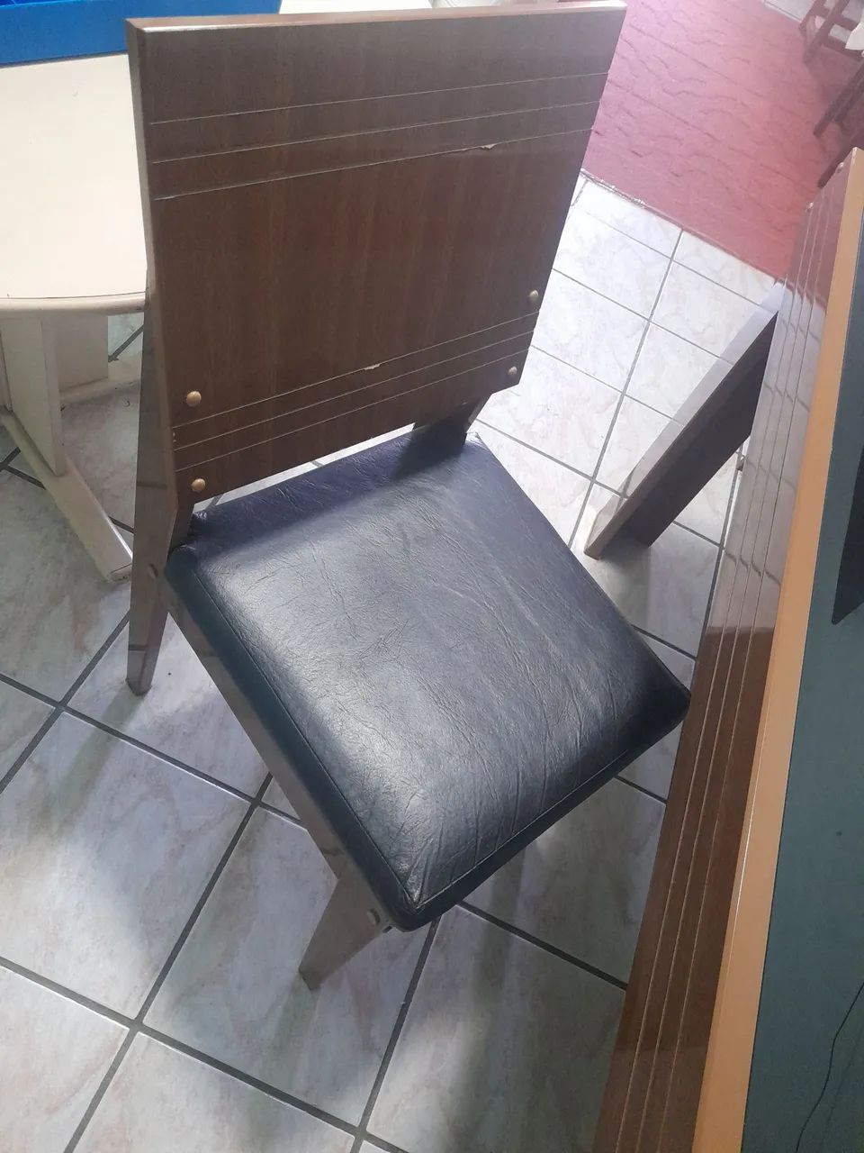 Mesa com 6 cadeiras - Foto 4