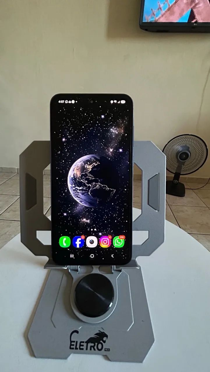 Vendo Samsung A55 8 GB RAM 256 Memória interna 