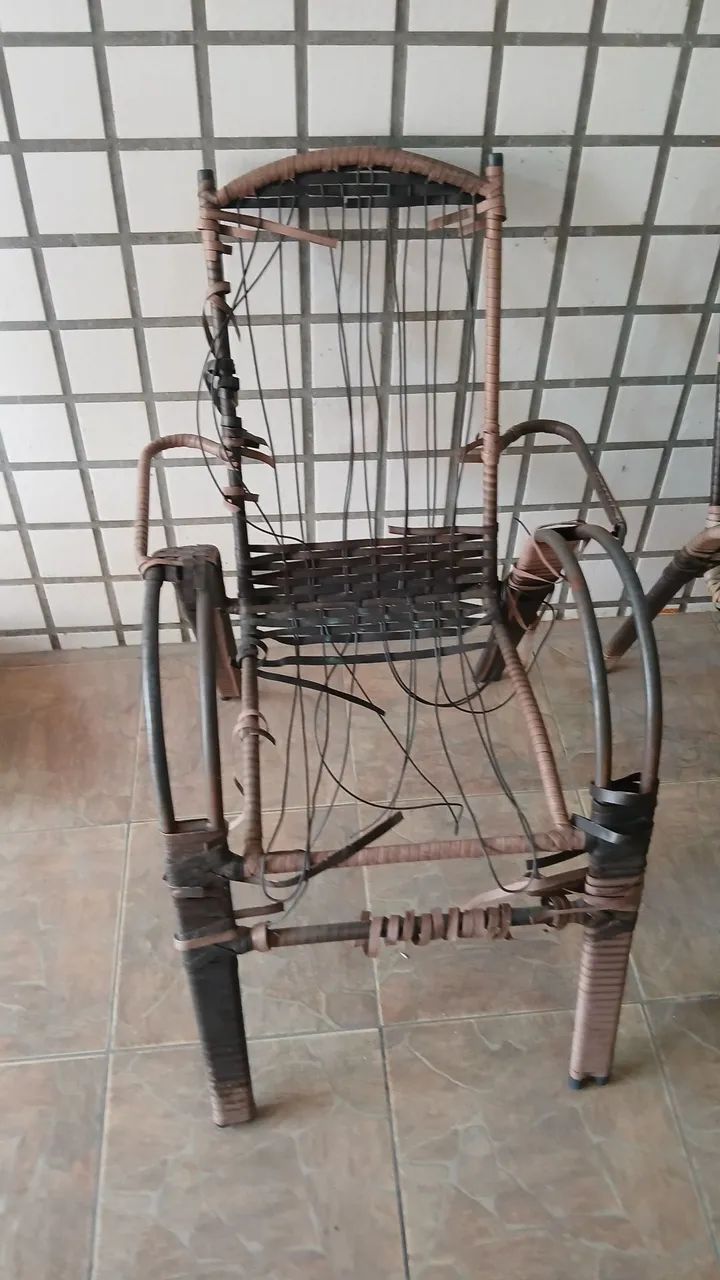 Cadeiras de ferro