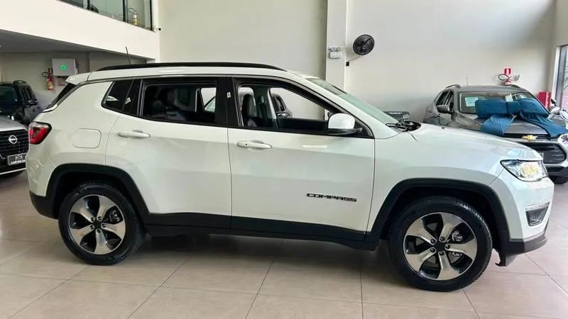 Jeep Compass Longitude 2.0 4X2 Flex 16V Aut. 2018 - Foto 5