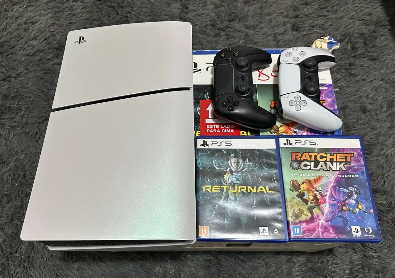 Playstation 5 slim mídia física 1TB + 2 controles + 2 jogos +