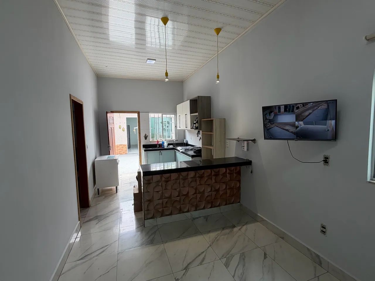 ALUGO BELA, CONFORTÁVEL E SUPER BEM LOCALIZADA EM MARABÁ  - Foto 2