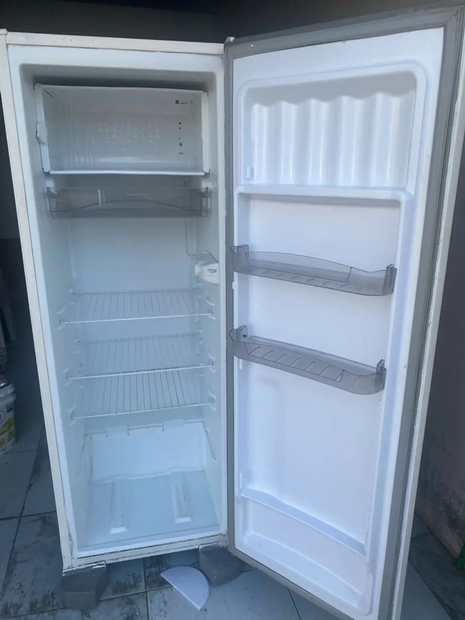 Geladeira Esmaltec