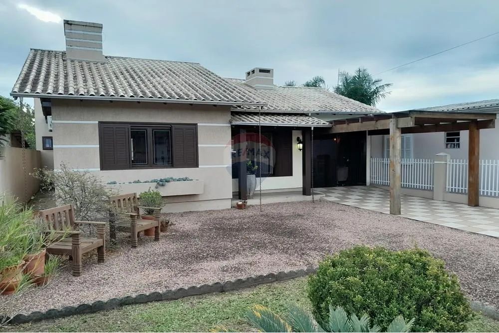 Casa com 298m² em Santa Rosa do Sul  Oportunidade com Suíte Master, Jacuzzi e Área Gourmet