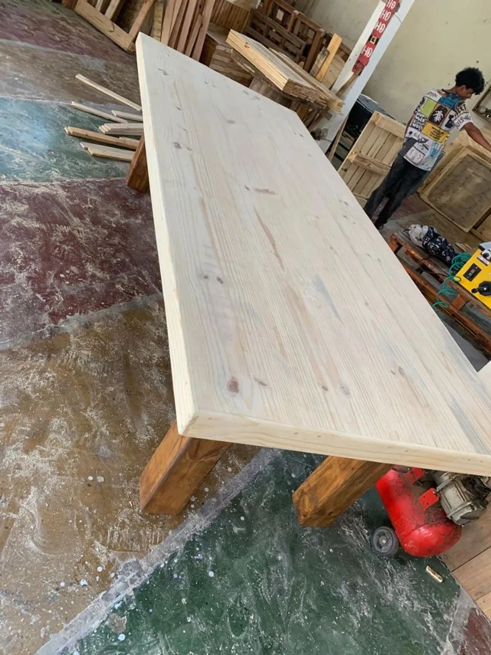 Mesa de madeira com 1,20x3M - Foto 5